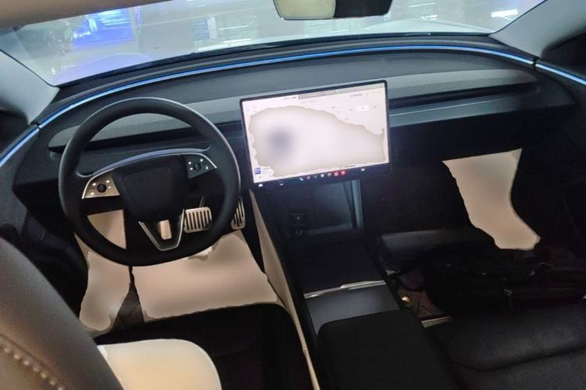 Used Tesla Model 3 2023 Long-Range All-Wheel-Drive Version Center Console