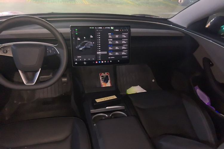 Used Tesla Model 3 2023 Rear-Wheel-Drive Version Center Console