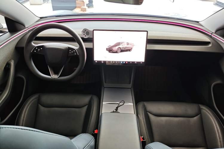 Used Tesla Model 3 2023 Rear-Wheel-Drive Version Center Console