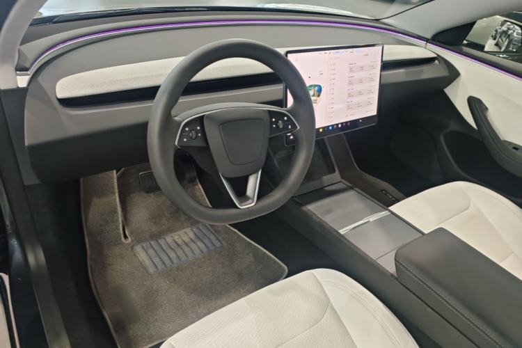 Used Tesla Model 3 2023 Rear-Wheel-Drive Version Center Console