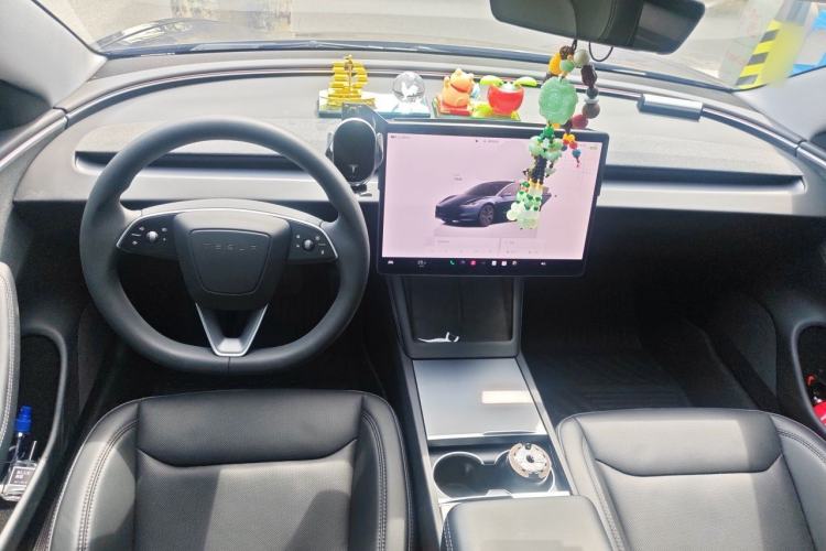 Used Tesla Model 3 2023 Rear-Wheel-Drive Version Center Console