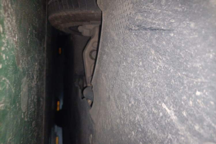 Used Tesla Model 3 2023 Rear-Wheel-Drive Version Chassis Front Right