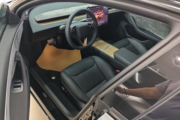 Used Tesla Model 3 2023 Rear-Wheel-Drive Version Driver Seat