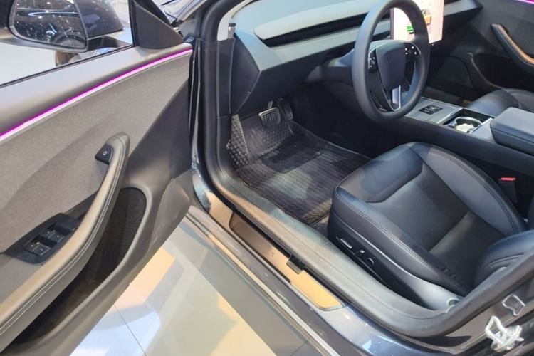 Used Tesla Model 3 2023 Rear-Wheel-Drive Version Driver Seat