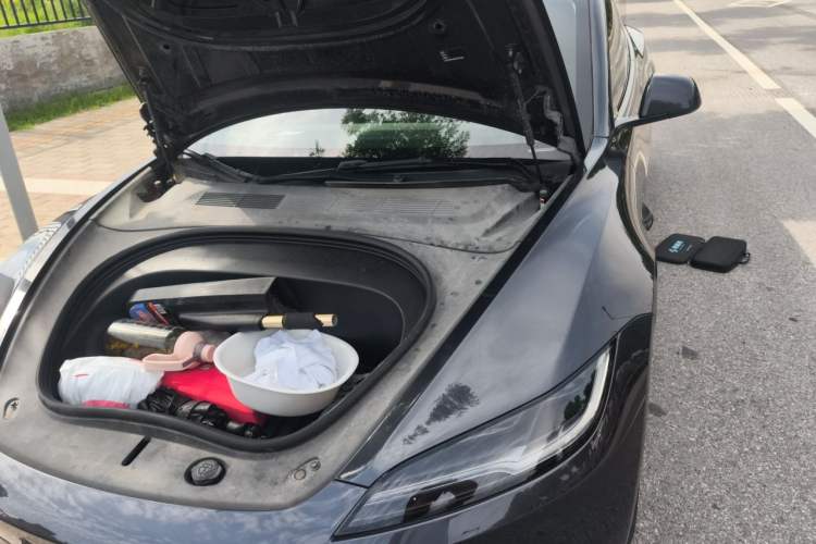 Used Tesla Model 3 2023 Rear-Wheel-Drive Version Engine Bay Left