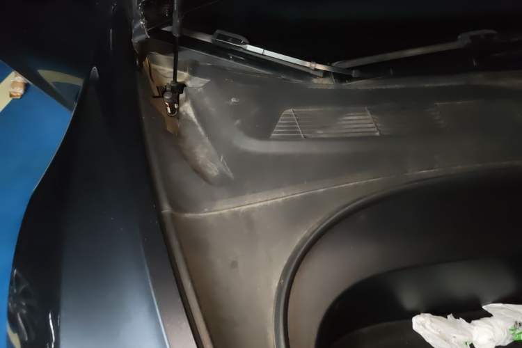 Used Tesla Model 3 2023 Rear-Wheel-Drive Version Engine Bay Right