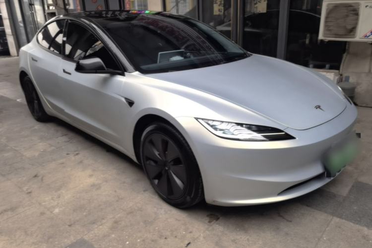 Used Tesla Model 3 2023 Rear-Wheel-Drive Version Exterior 1