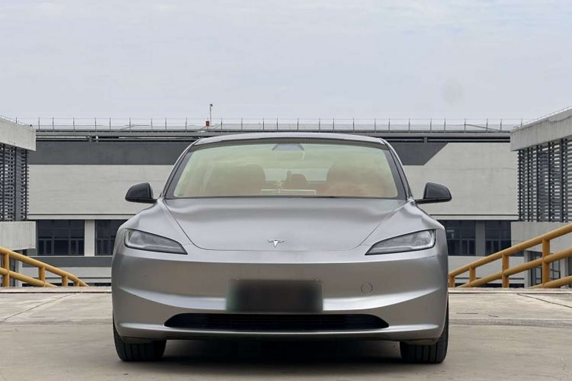 Used Tesla Model 3 2023 Rear-Wheel-Drive Version Front