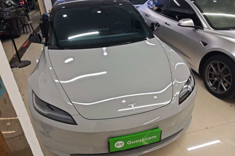 Used Tesla Model 3 2023 Rear-Wheel-Drive Version Front Right 45 Deg