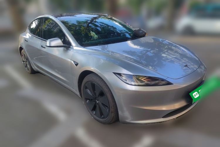 Used Tesla Model 3 2023 Long-Range All-Wheel-Drive Version Front Right 45 Deg
