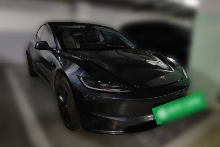 Used Tesla Model 3 2023 Rear-Wheel-Drive Version Front Right 45 Deg