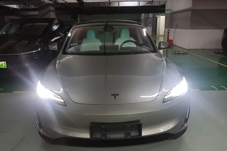 Used Tesla Model 3 2023 Rear-Wheel-Drive Version Front