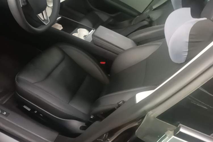Used Tesla Model 3 2023 Rear-Wheel-Drive Version Left Front Seat