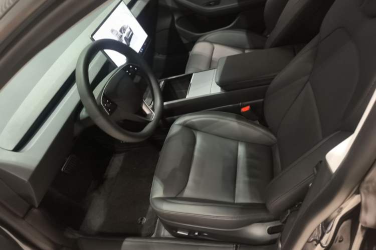 Used Tesla Model 3 2023 Rear-Wheel-Drive Version Left Front Seat