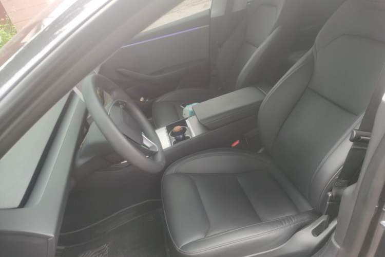 Used Tesla Model 3 2023 Rear-Wheel-Drive Version Left Front Seat