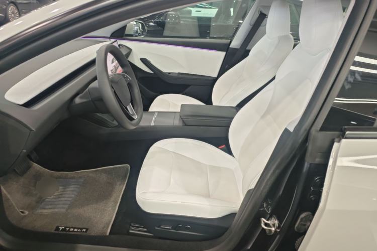 Used Tesla Model 3 2023 Rear-Wheel-Drive Version Left Front Seat