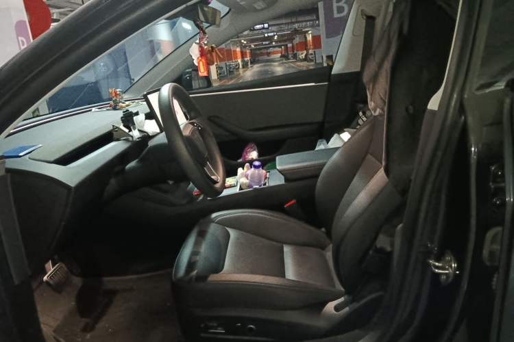 Used Tesla Model 3 2023 Rear-Wheel-Drive Version Left Front Seat