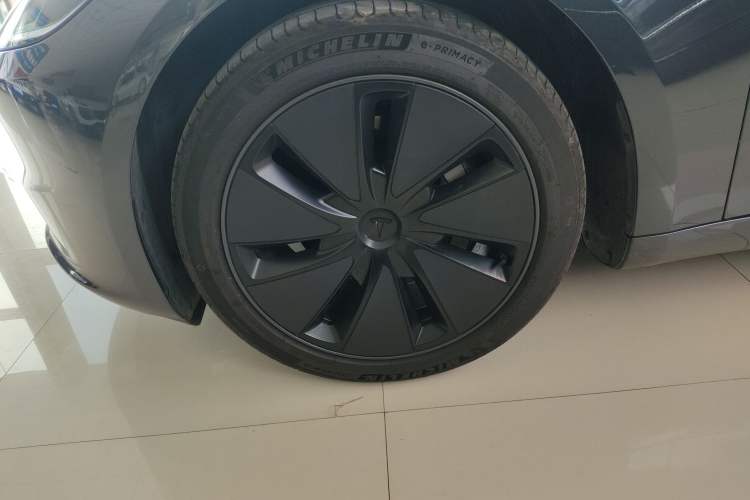 Used Tesla Model 3 2023 Rear-Wheel-Drive Version Left Front Wheel Hub