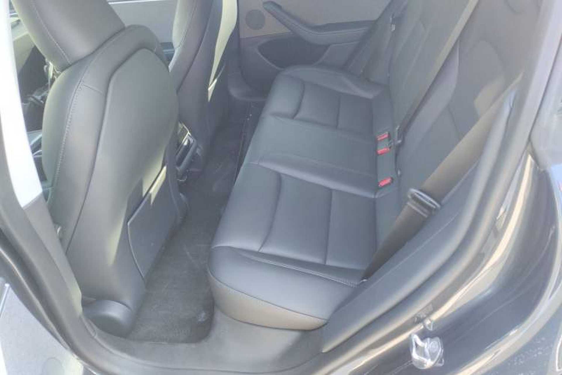 Used Tesla Model 3 2023 Rear-Wheel-Drive Version Left Rear Seat