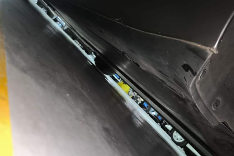 Used Tesla Model 3 2023 Rear-Wheel-Drive Version Left Side Sill