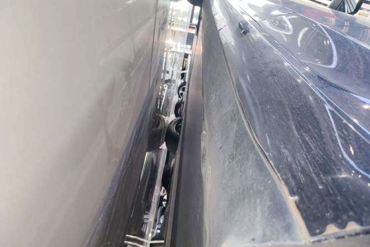 Used Tesla Model 3 2023 Rear-Wheel-Drive Version Left Side Sill