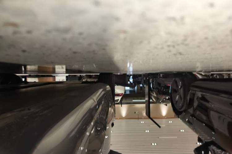 Used Tesla Model 3 2023 Rear-Wheel-Drive Version Left Side Sill
