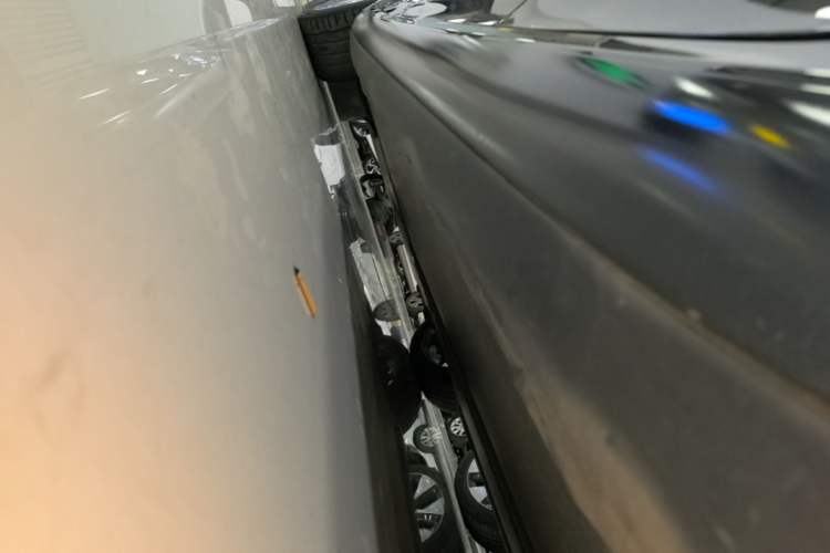 Used Tesla Model 3 2023 Rear-Wheel-Drive Version Left Side Sill