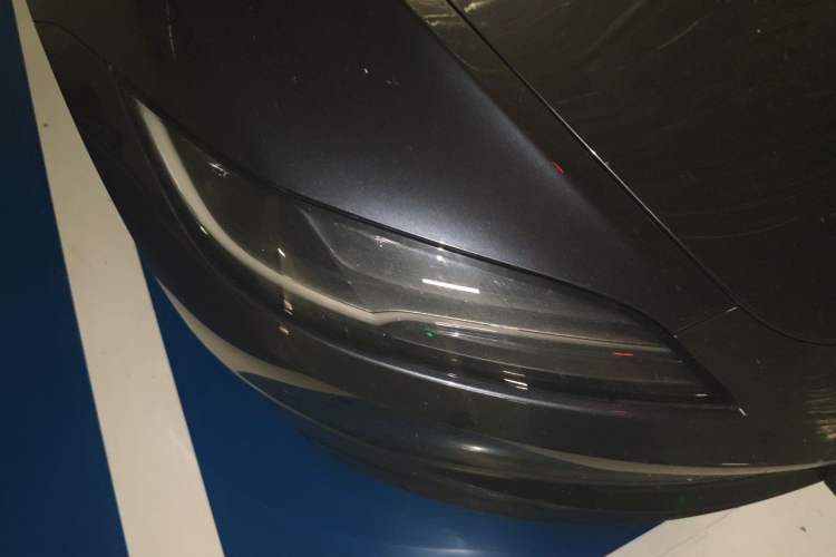 Used Tesla Model 3 2023 Long-Range All-Wheel-Drive Version Right Front Headlight