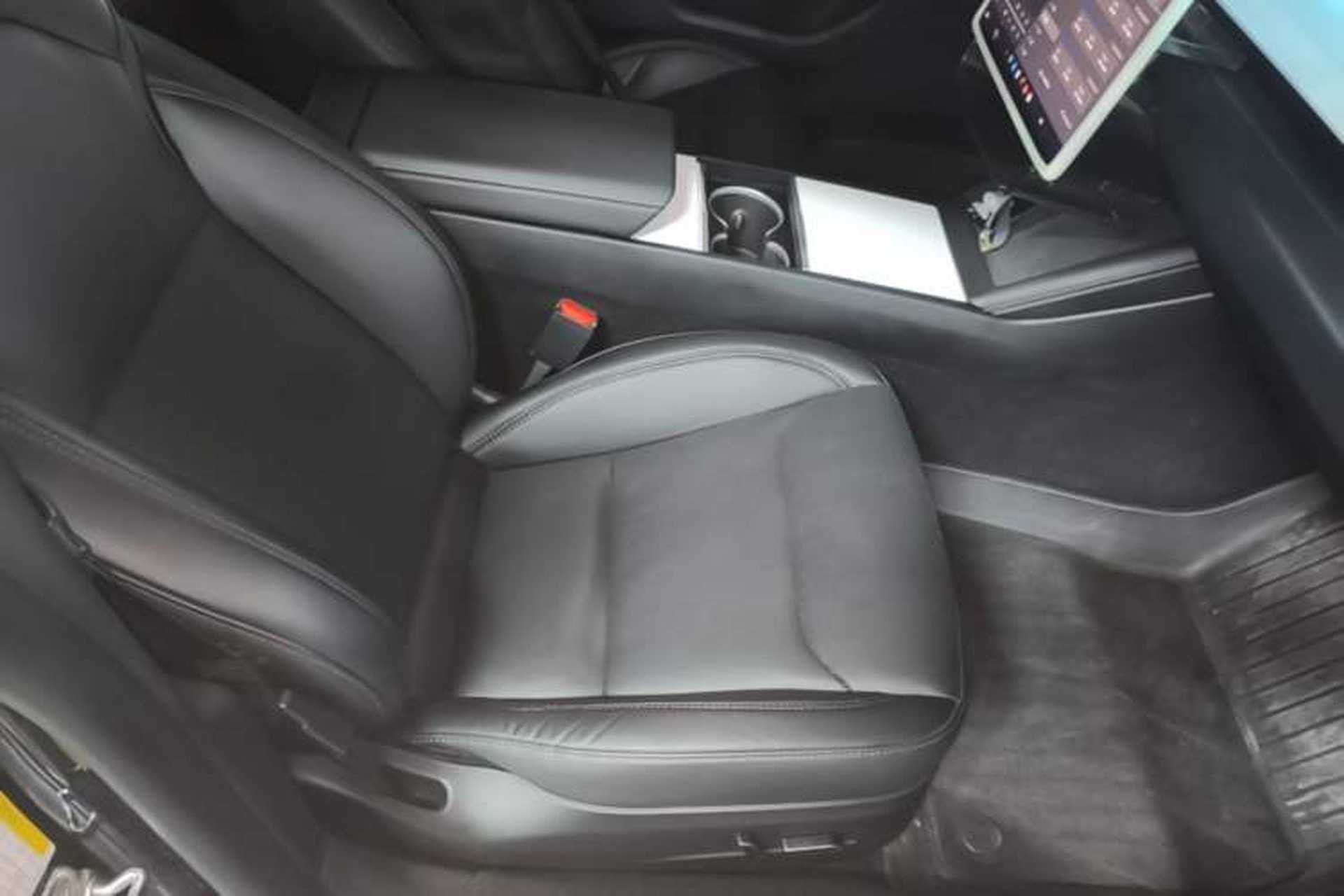 Used Tesla Model 3 2023 Rear-Wheel-Drive Version Right Front Seat