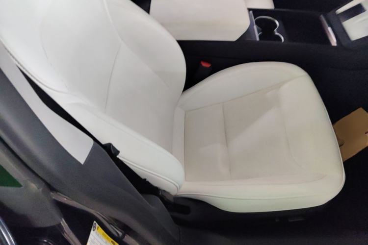 Used Tesla Model 3 2023 Long-Range All-Wheel-Drive Version Right Front Seat