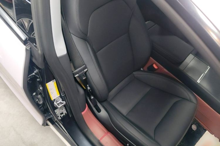 Used Tesla Model 3 2023 Long-Range All-Wheel-Drive Version Right Front Seat