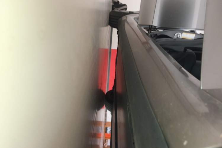 Used Tesla Model 3 2023 Rear-Wheel-Drive Version Right Side Sill