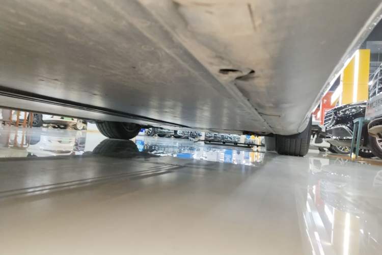 Used Tesla Model 3 2023 Rear-Wheel-Drive Version Right Side Sill