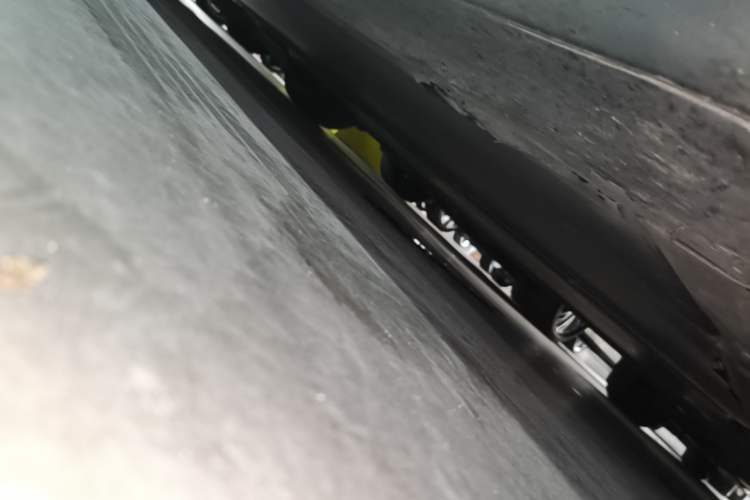Used Tesla Model 3 2023 Rear-Wheel-Drive Version Right Side Sill
