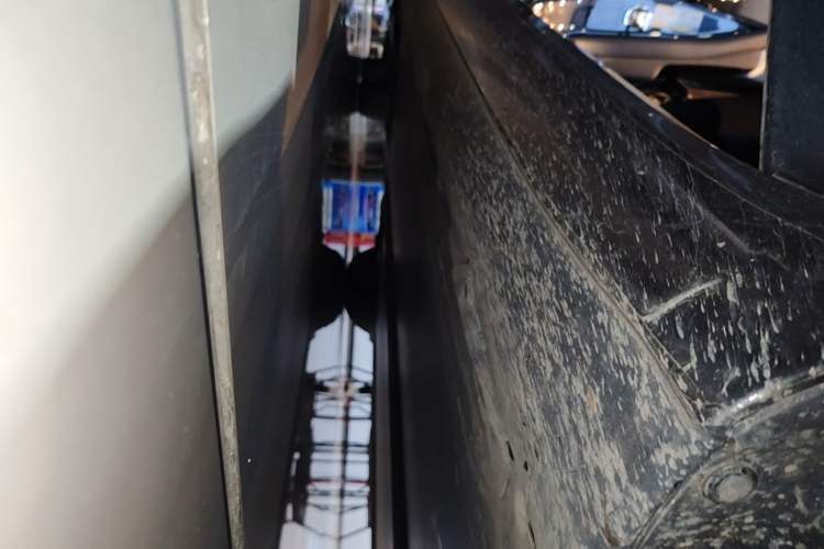 Used Tesla Model 3 2023 Rear-Wheel-Drive Version Right Side Sill