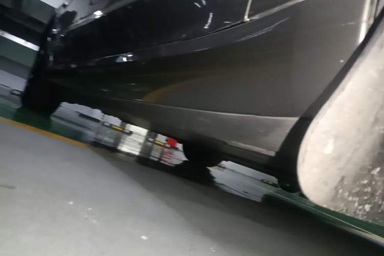 Used Tesla Model 3 2023 Rear-Wheel-Drive Version Right Side Sill