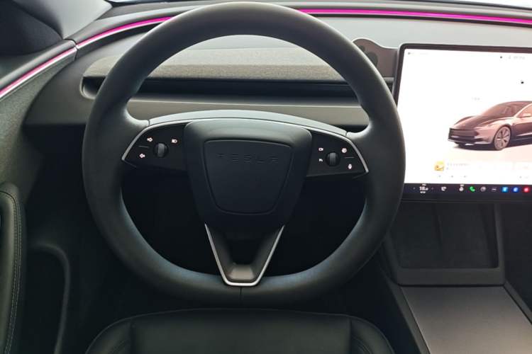 Used Tesla Model 3 2023 Rear-Wheel-Drive Version Steering Wheel