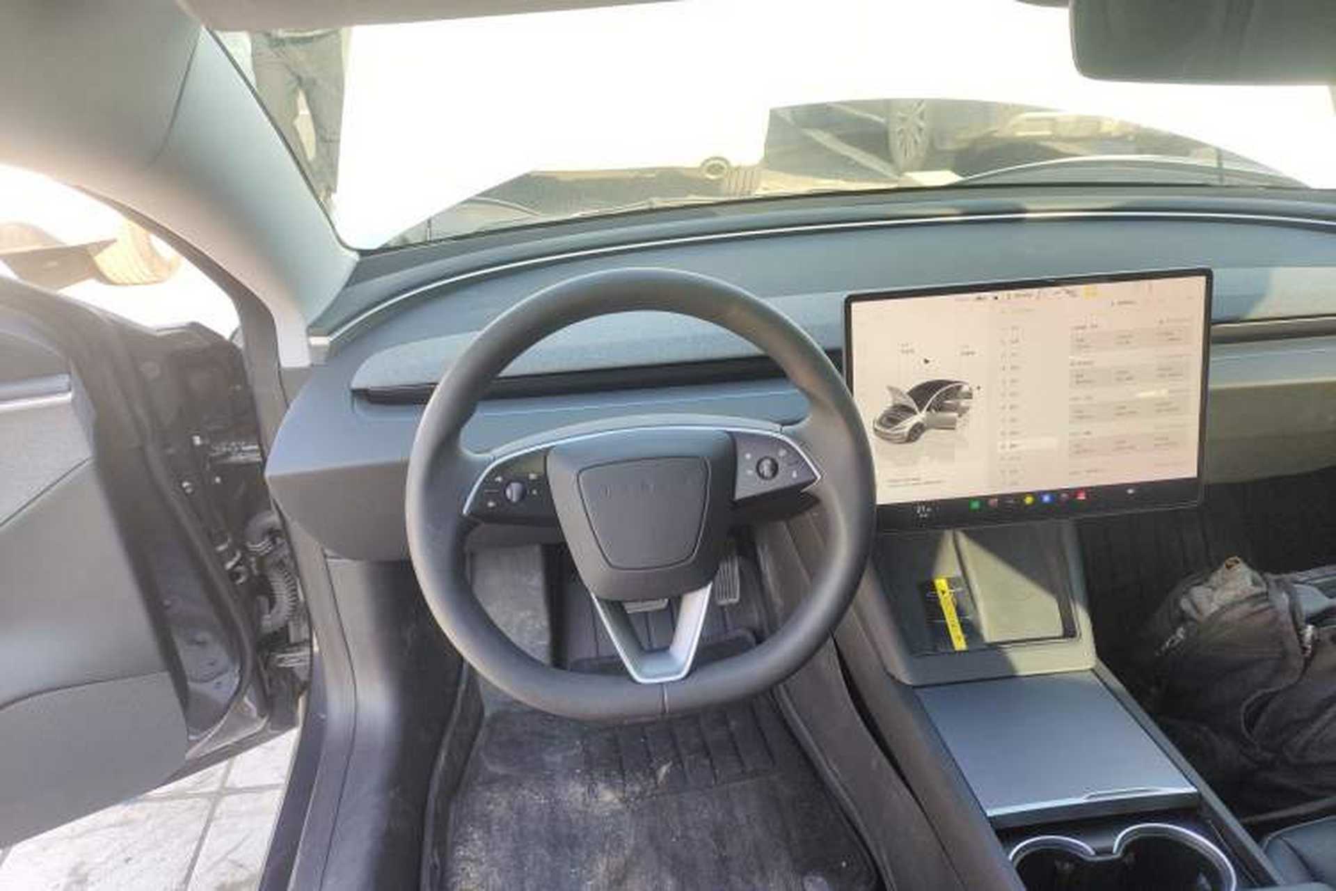 Used Tesla Model 3 2023 Rear-Wheel-Drive Version Steering Wheel