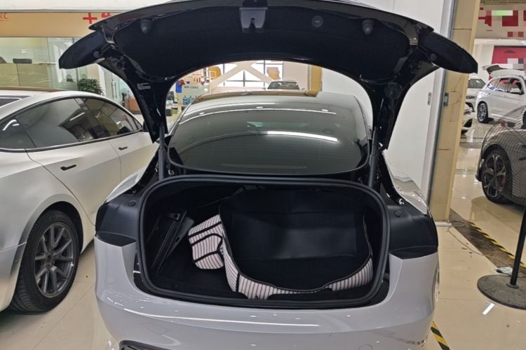 Used Tesla Model 3 2023 Rear-Wheel-Drive Version Trunk