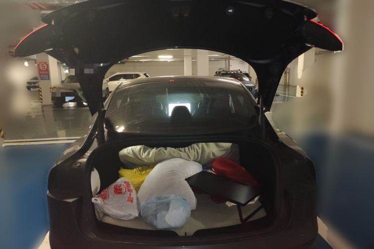 Used Tesla Model 3 2023 Long-Range All-Wheel-Drive Version Trunk