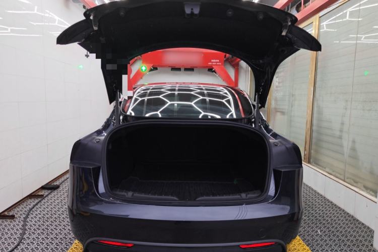 Used Tesla Model 3 2023 Rear-Wheel-Drive Version Trunk