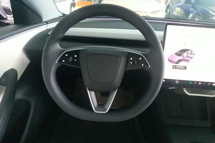 Used Tesla Model 3 2023 Rear-Wheel-Drive Version Steering Wheel