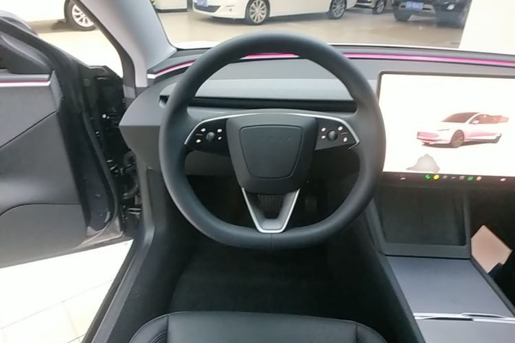 Used Tesla Model 3 2023 Rear-Wheel-Drive Version Steering Wheel