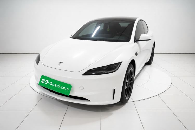 Tesla Model 3 2023 Long-Range All-Wheel-Drive Version