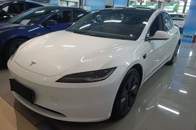 Used Tesla Model 3 2023 Rear-Wheel-Drive Version
