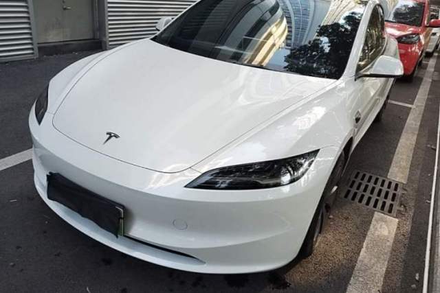 Used Tesla Model 3 2023 Rear-Wheel-Drive Version