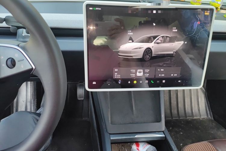Used Tesla Model 3 2023 Rear-Wheel-Drive Version Audio And AC Panel