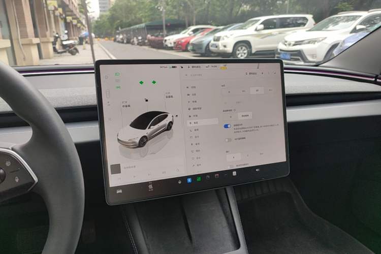 Used Tesla Model 3 2023 Long-Range All-Wheel-Drive Version Audio And AC Panel