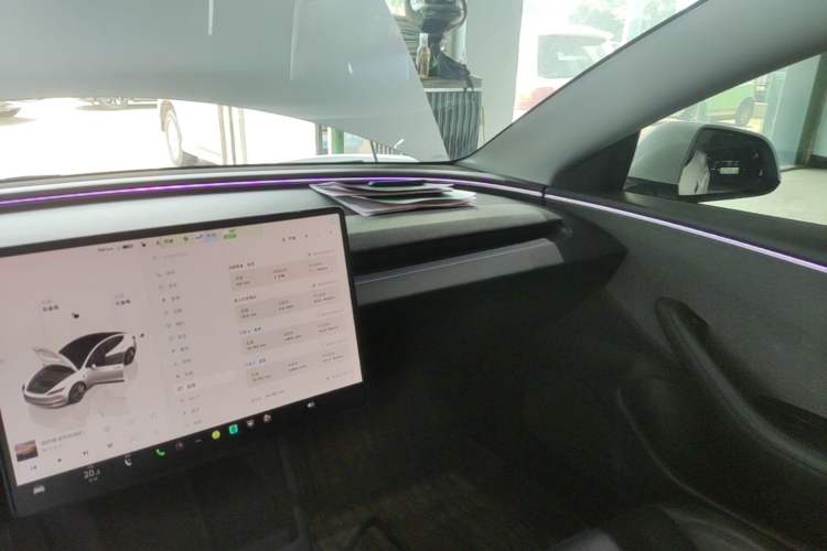 Used Tesla Model 3 2023 Rear-Wheel-Drive Version Audio And AC Panel