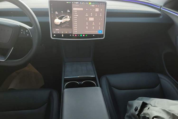 Used Tesla Model 3 2023 Rear-Wheel-Drive Version Audio And AC Panel